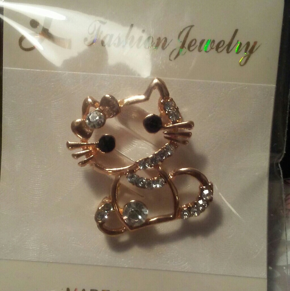 Brooch
